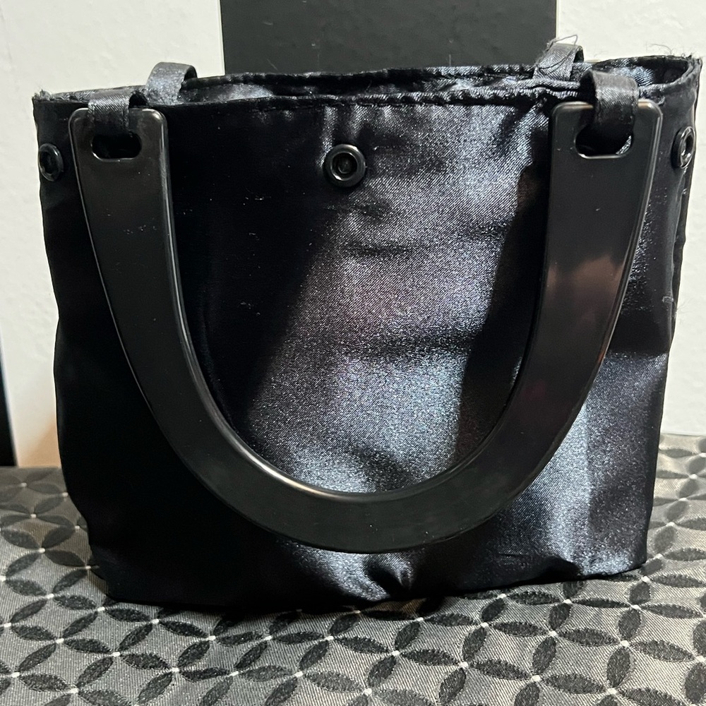 Lori Grenier For Your Ease Only Black And Red Rosette Clutch Mix And Match - Picture 4 of 9